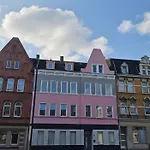 Ring-apartments Orange - 1 Og - Zentrale 1-sz Wohnung, Bis 4 Apartman Gelsenkirchen