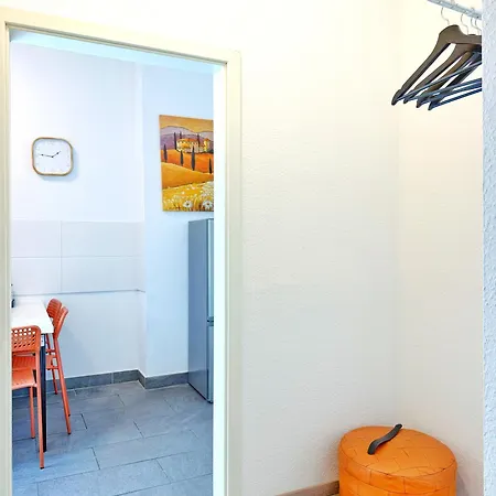 Ring-apartments Orange - 1 Og - Zentrale 1-sz Wohnung, Bis 4 Apartment Gelsenkirchen