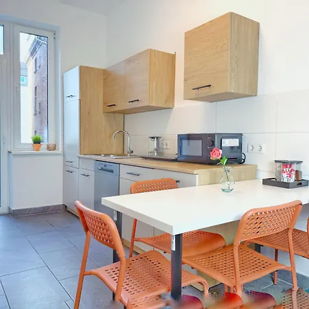 Ring-apartments Orange - 1 Og - Zentrale 1-sz Wohnung, Bis 4 Apartman
