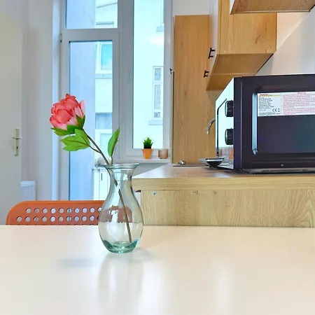 Ring-apartments Orange - 1 Og - Zentrale 1-sz Wohnung, Bis 4 Apartman *